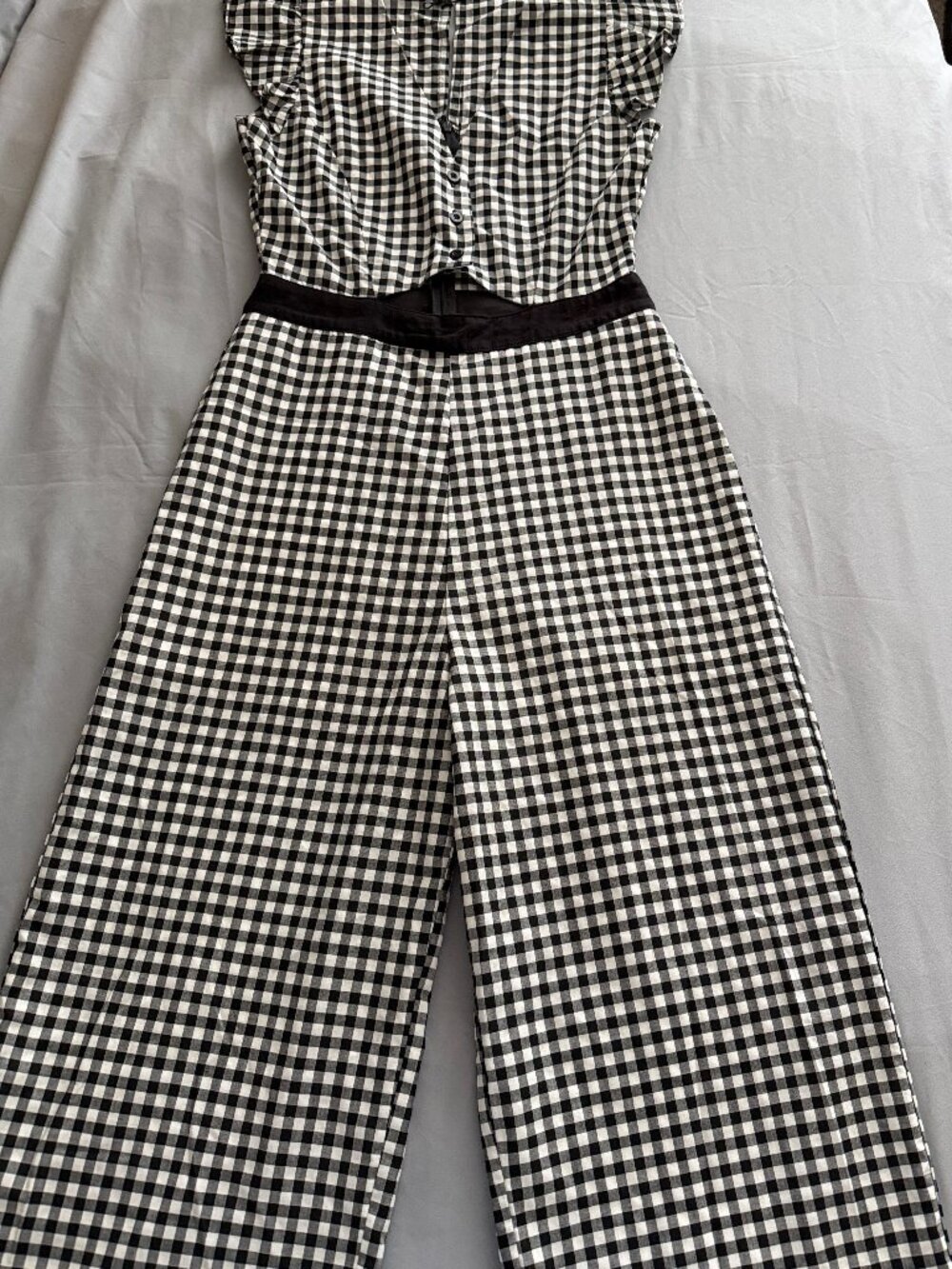 BCBGeneration black and white checked jumpsuit with V-neck and cutout size 8